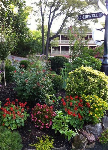 All Seasons Inn Eureka Springs Exterior photo